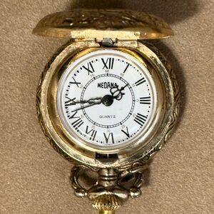 Medana Golden Vintage-Style Pocket Watch